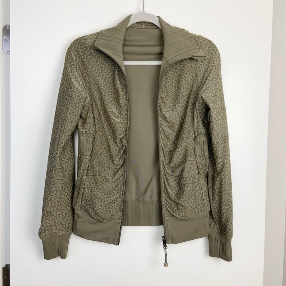 Lululemon Raja Reversible Jacket - Picture 4 of 9